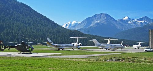 Special Airport Training for Pilots